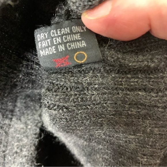 Vintage Wool Cardigan Jacket Sz 2XL Gray Fur Collar Removable Floral Embroidery - Picture 11 of 14